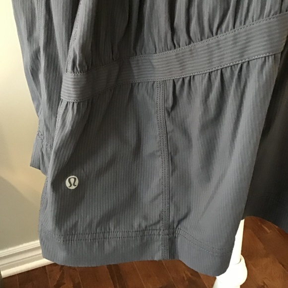Lululemon Apres Practice Anorak(size 8) - Picture 6 of 6